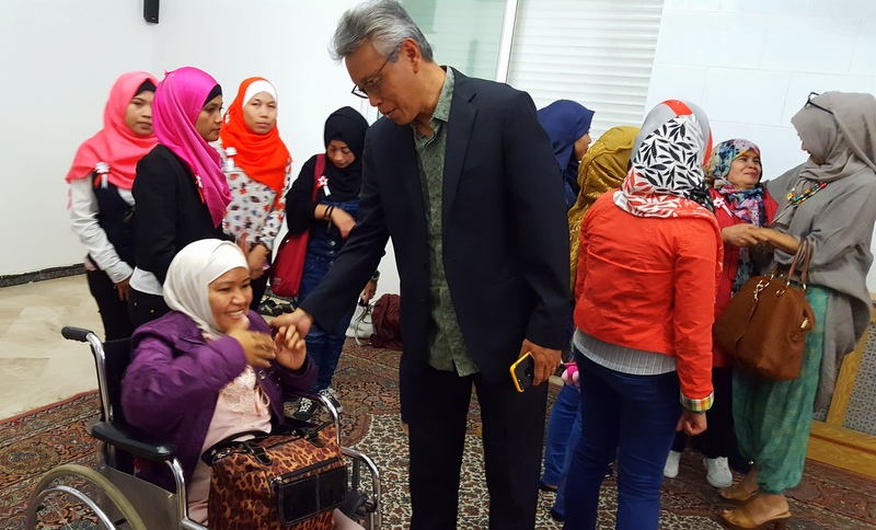 Filantrop Gantikan Gaji Para TKI yang Tidak Diberikan Majikan