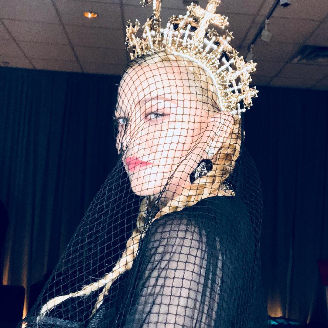 Cerita Desainer Rinaldy Yunardy Usai Karyanya Dikenakan Beyonce