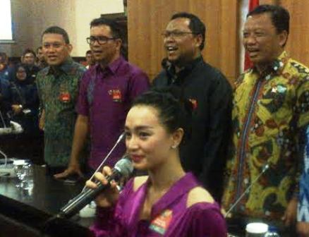 <i>Bukan Cuma Seniman, Warga Juga Banyak Tak Hafal Pancasila</i>