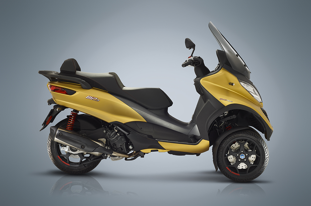 Piaggio Tawarkan Skuter yang Memiliki Gigi Mundur