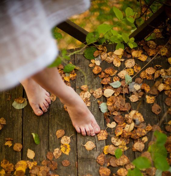 6 Alasan Kulit Kaki Terkelupas dan Pecah-Pecah