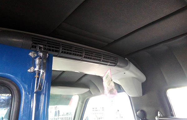Solo Sudah Gunakan Angkot Berpendingin Udara Sejak April 2017