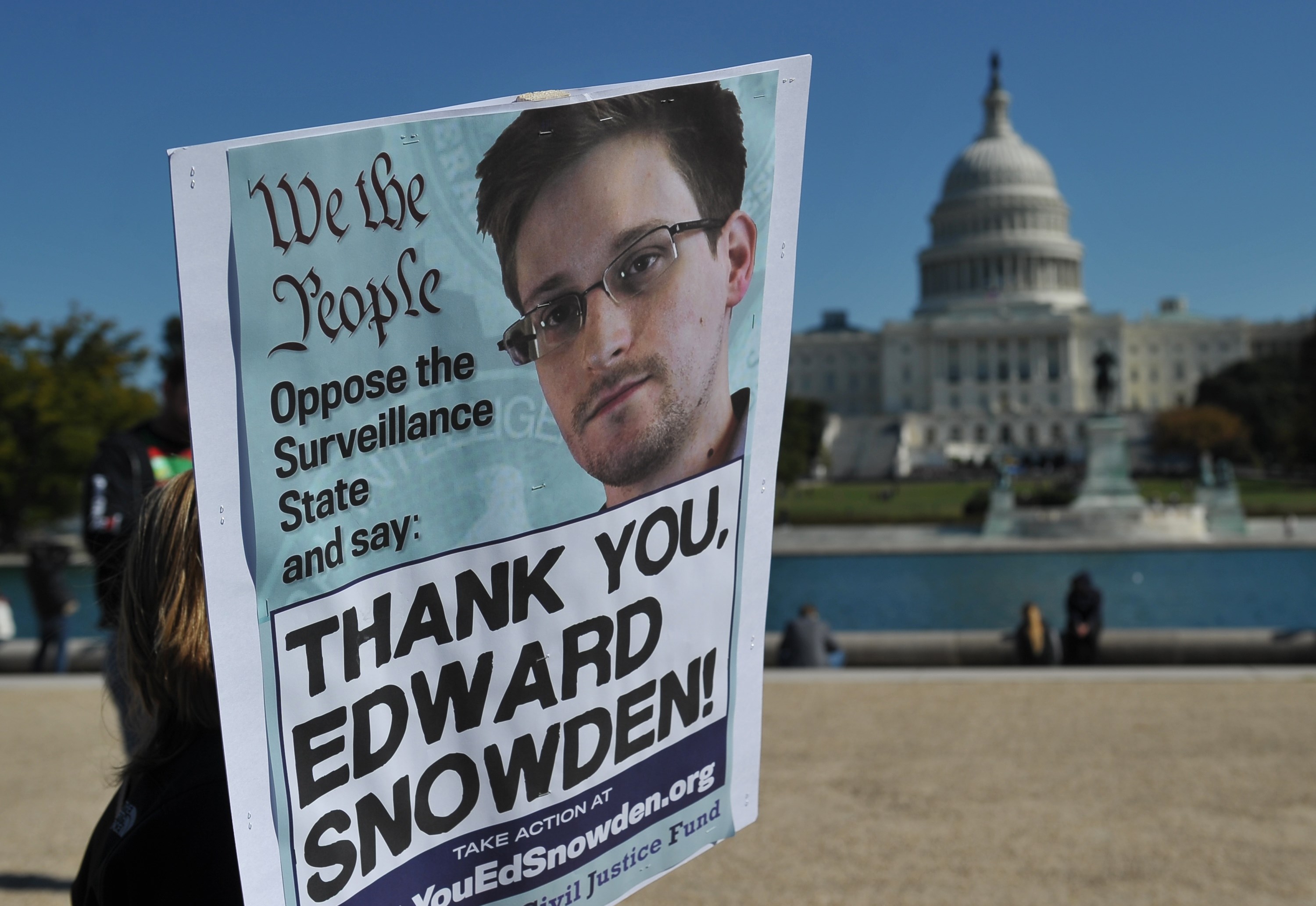 AS Sebut Snowden Karyawan Bermasalah, Bukan <i>Whistleblower</i>