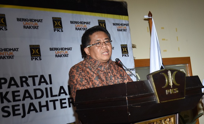 Menjadi Tumbal PKS