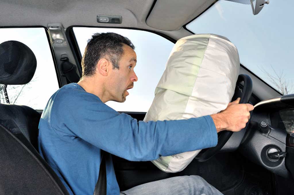 Pengemudi Wajib Paham Cara Kerja Airbag Mobil