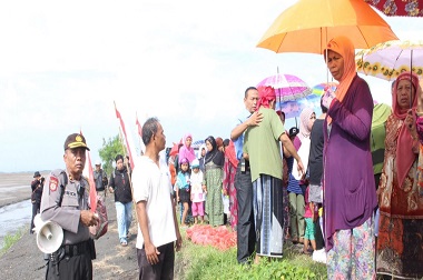 Peringati 10 Tahun Lumpur Sidoarjo, Warga Gelar Tabur Bunga