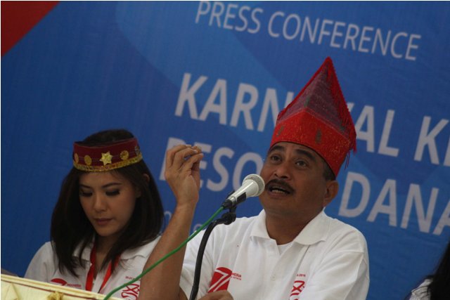 Bupati Simalungun Teteskan Air Mata Dihadapan Menteri Pariwisata