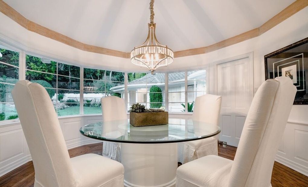 Intip Rumah Sederhana Miliarder Barry Diller