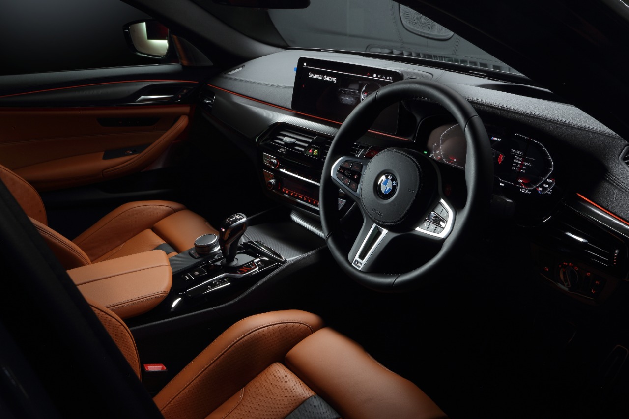 Goda Orang Kaya, BMW M5 Competition Siap Dikebut