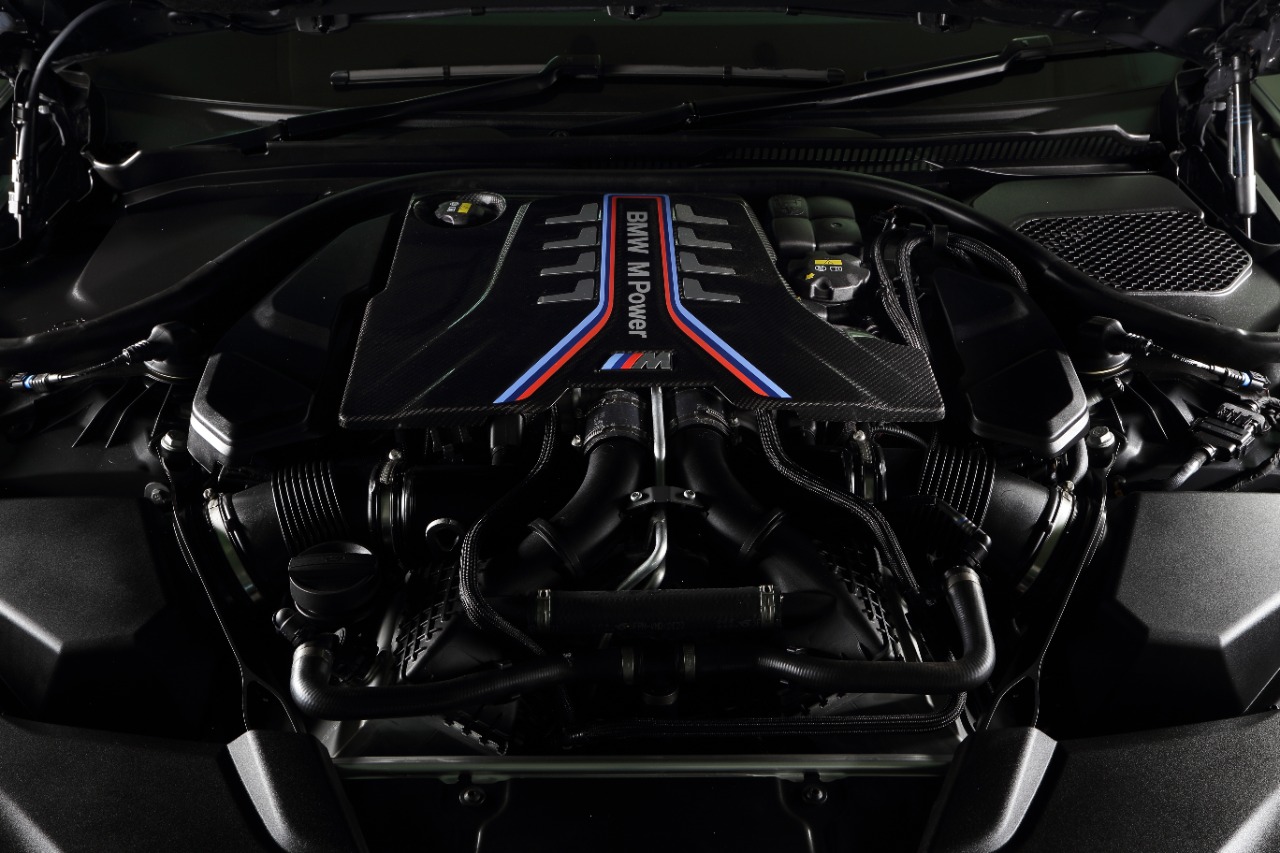 Goda Orang Kaya, BMW M5 Competition Siap Dikebut
