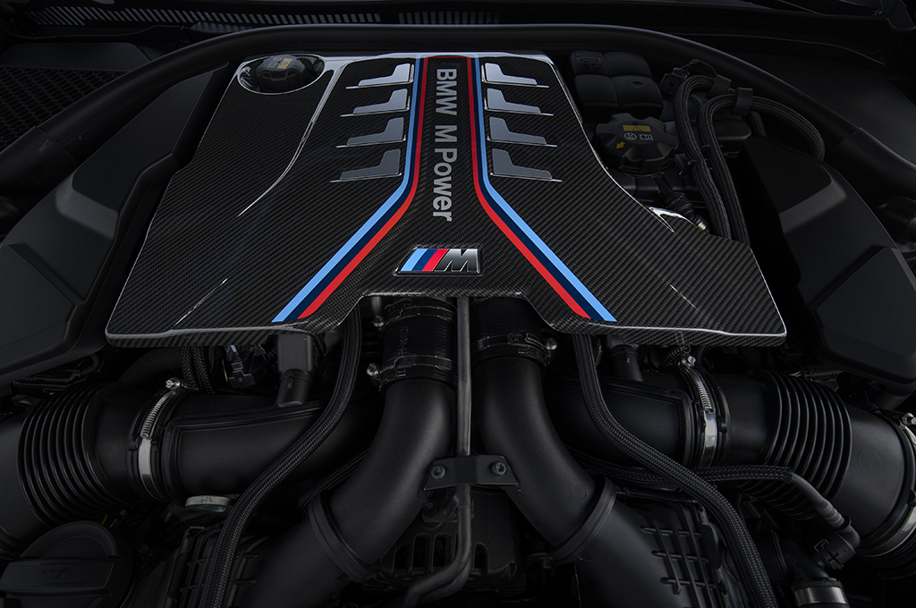 Baru Diluncurkan, Kuota BMW M8 Tahun Ini Sudah Habis