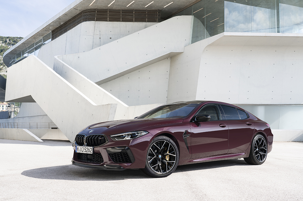 Baru Diluncurkan, Kuota BMW M8 Tahun Ini Sudah Habis