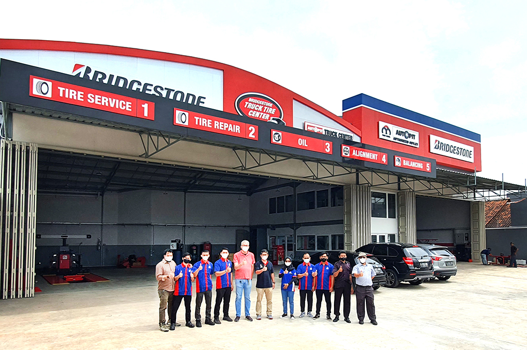 Cara Bridgestone Mencegah Truk Pecah Ban Di Pantura