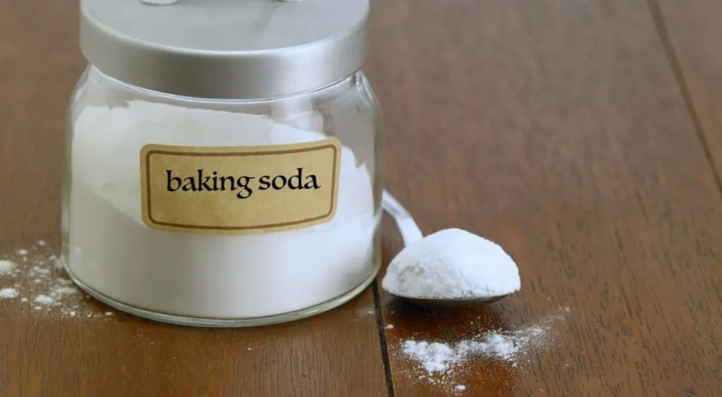 Baking soda bisa dipakai untuk mencegah asam lambung naik. Shutterstock.