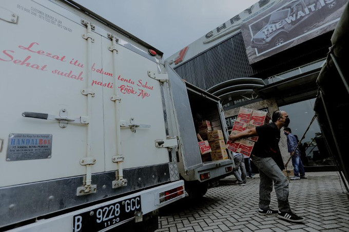 Bantuan Perlengkapan Medis Terus Mengalir