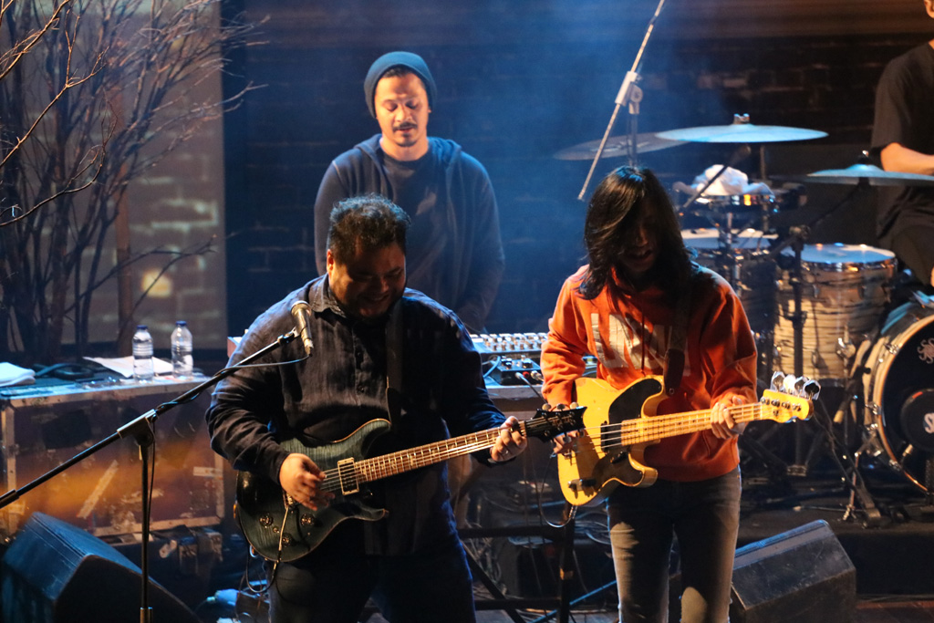 Foto-foto Eksklusif Konser Barasuara - Liztomania vol. 4