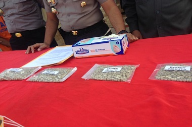 Polisi Temukan Ribuan Ekstasi asal Belanda di Sidoarjo