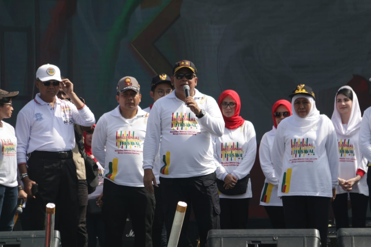 Merah Putih Sepanjang 5,5 Km Membentang di Suramadu