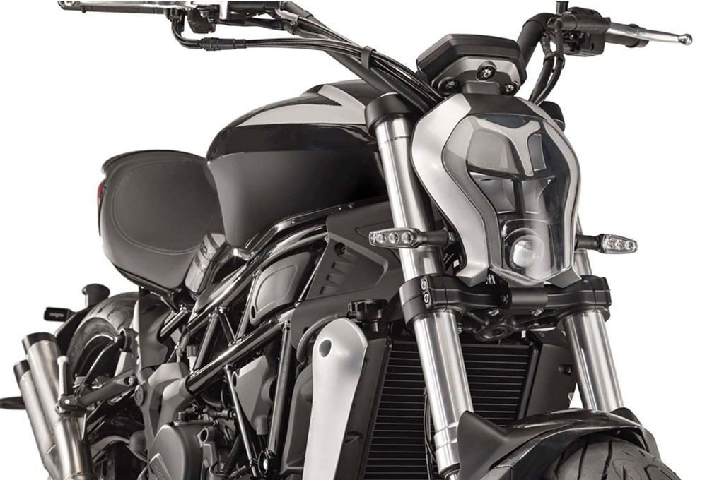 Benelli 402S, Versi Lain dari Ducati XDiavel