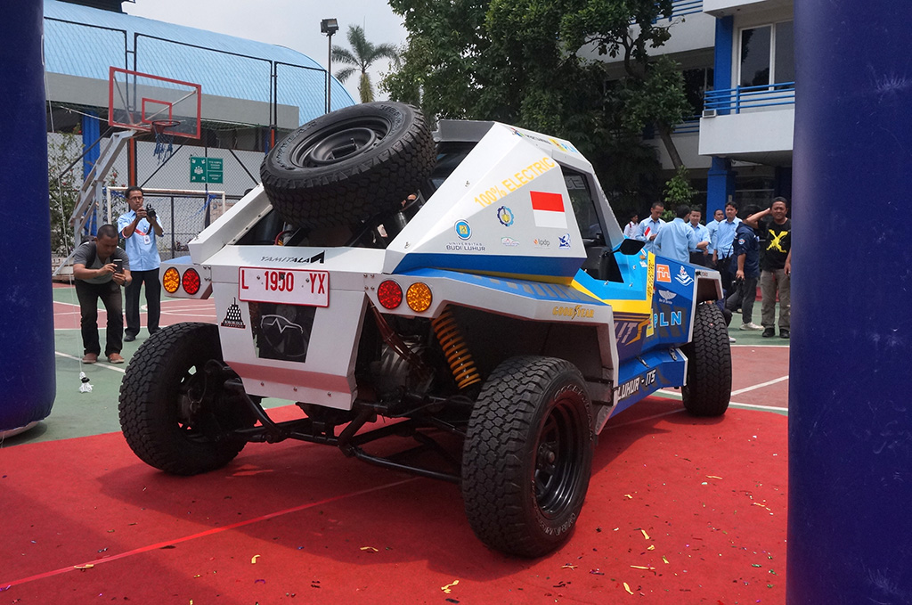 Blits, Bakal 'Uji Nyali' di Dakar Rally