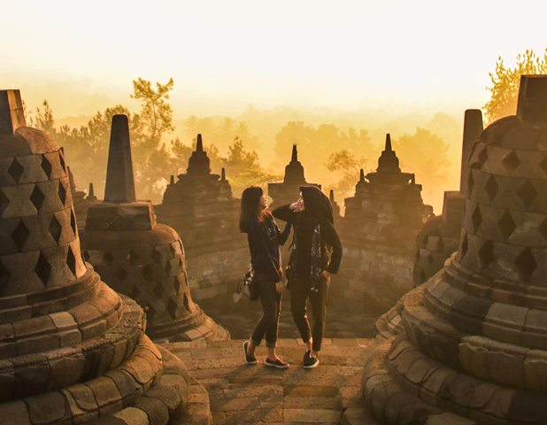 Menjaga Konsistensi Sektor Pariwisata sebagai Penyumbang Ekonomi Bangsa