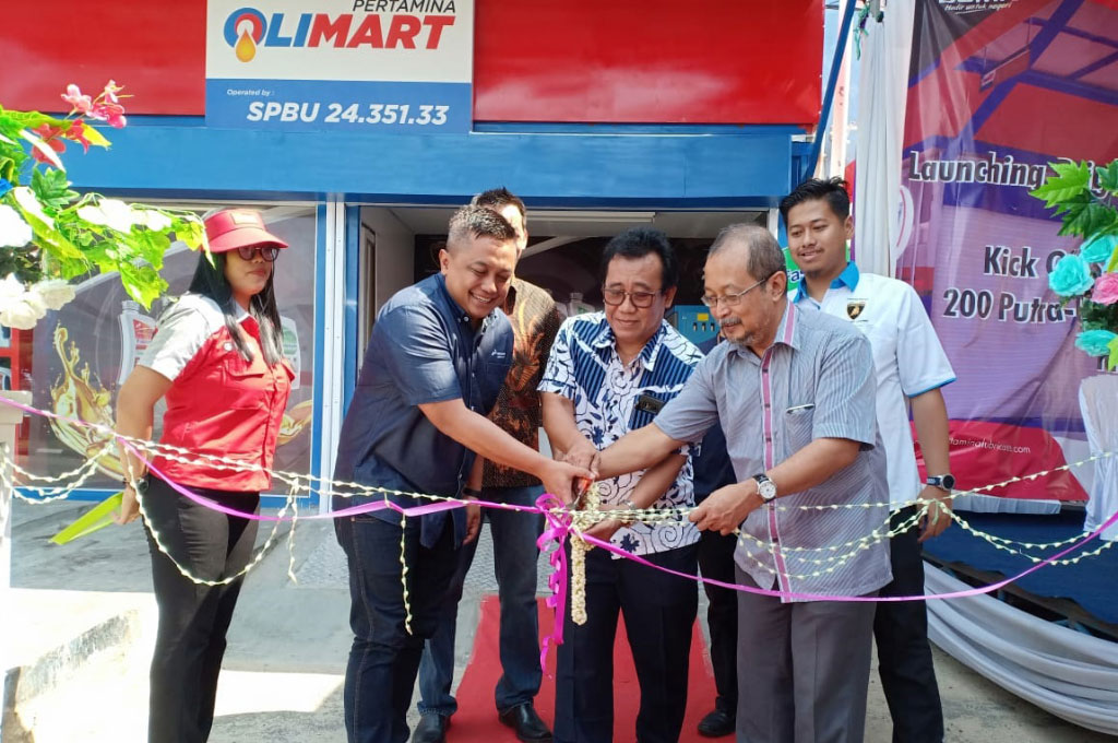 Bus dan Truk Kini Bisa Ganti Oli di SPBU Pertamina