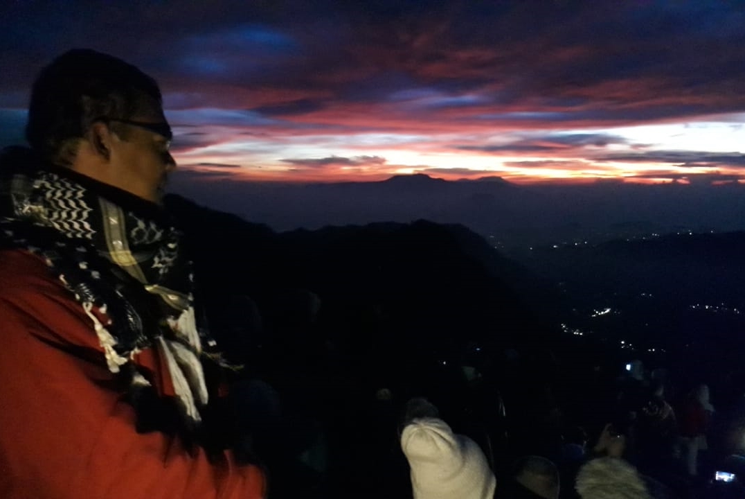 Sehari Menikmati Keagungan Gunung Bromo