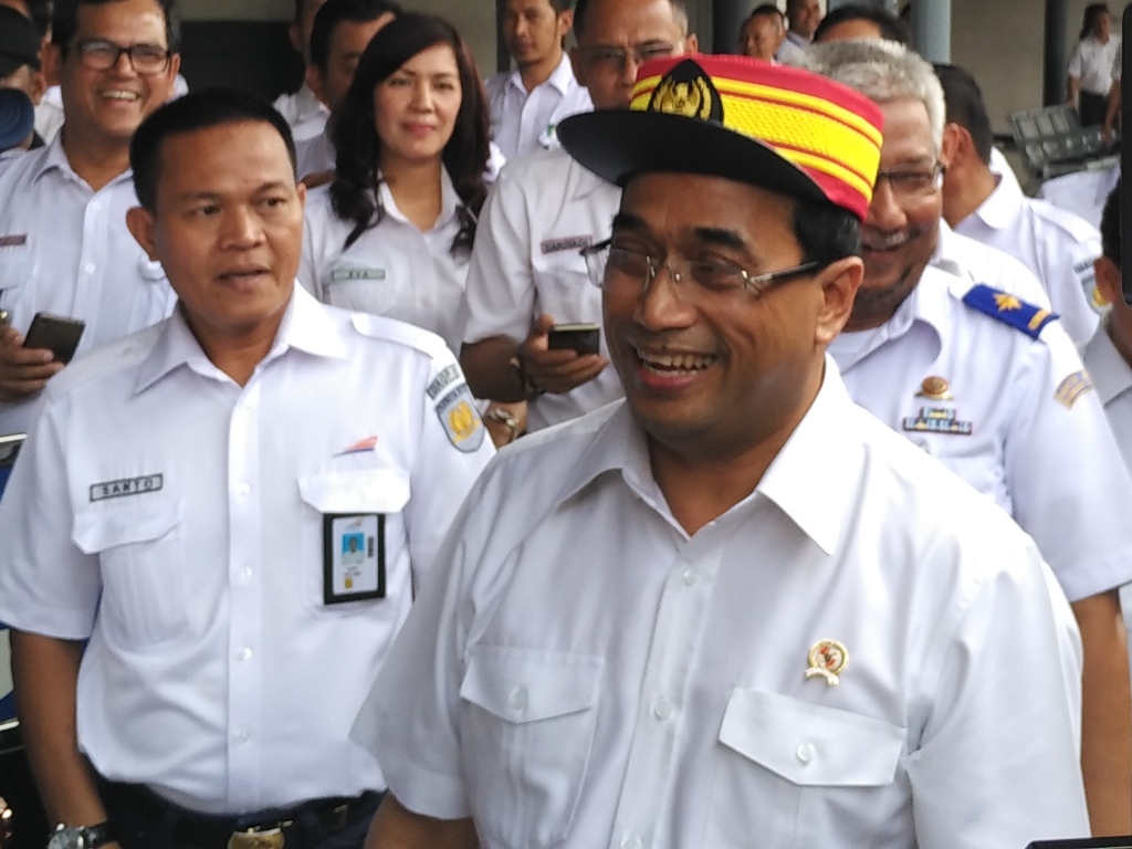 Menhub Pantau Langsung Stasiun Pasar Senen