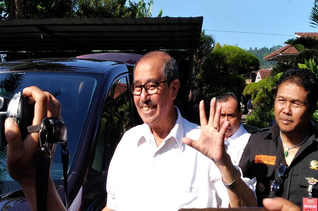 Bantah Ditangkap, Bupati Bandung Barat Datangi RS Borromeus