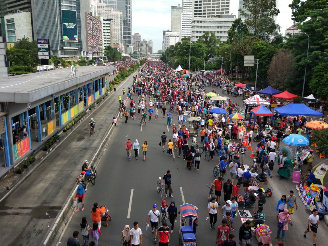 Kumpulkan Pundi Uang di <i>Car Free Day</i>