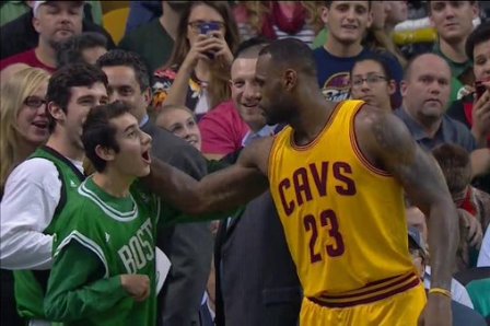 LeBron James Beri Kejutan kepada Atlet Disabilitas