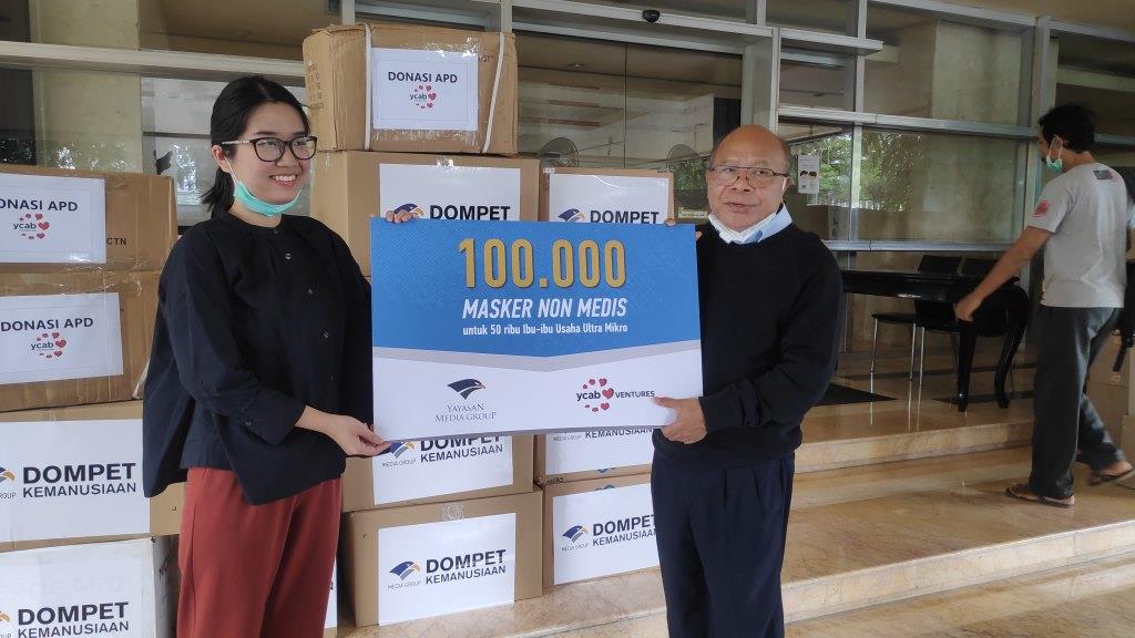 Yayasan Cinta Anak Bangsa Donasikan 10 Ribu APD