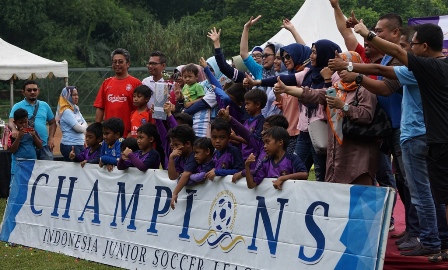 Berawal dari Satu Sekolah, Gradaya FC jadi Juara IJSL 2017