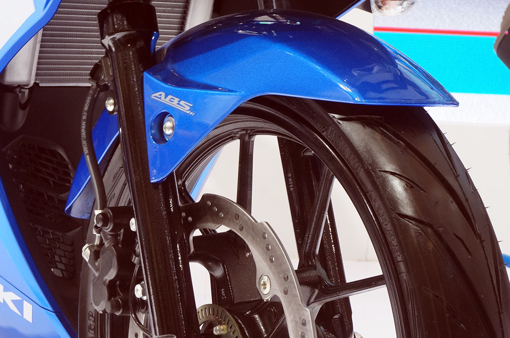 Suzuki Lengkapi GSX-R150 dengan ABS