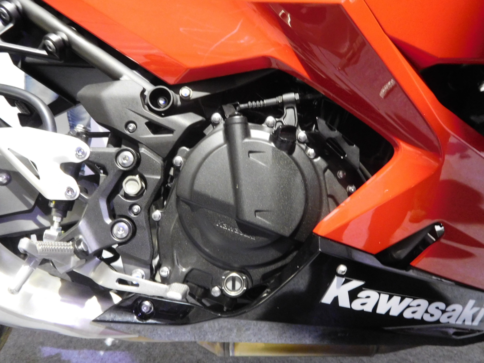 All New Kawasaki Ninja 250 Mengaspal di KBW