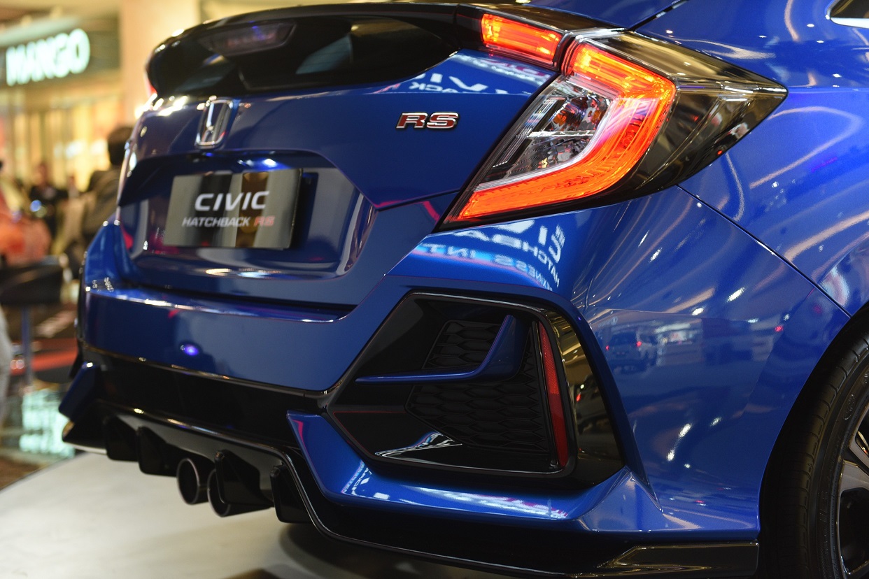 Penyegaran, Honda Hadirkan Varian RS untuk Civic Hatchback
