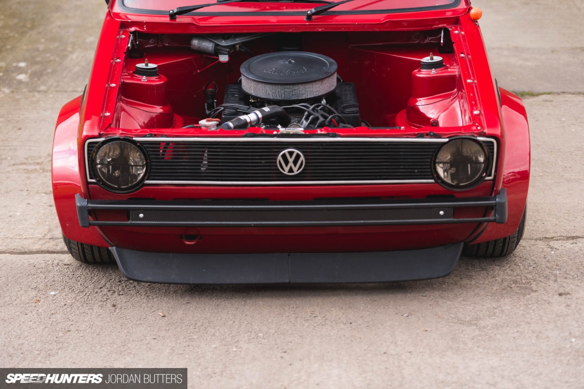 Volkswagen Golf Ini Cangkok Mesin V8