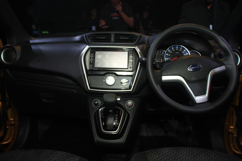 Datsun Cross, Mini Crossover Pertama dengan CVT