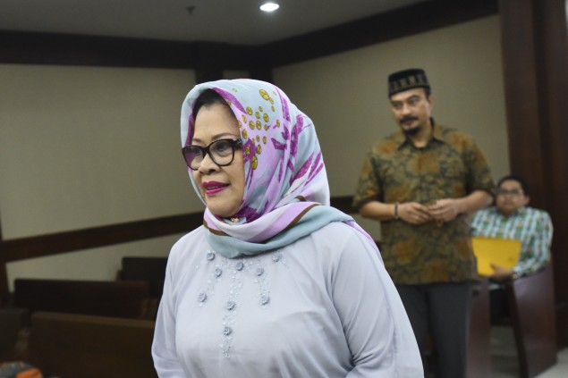 Dewie Yasin Limpo Divonis Enam Tahun Bui