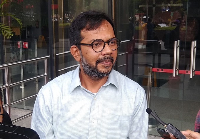 <i>Whistleblower</i> Kasus Nurhadi Menghadap KPK