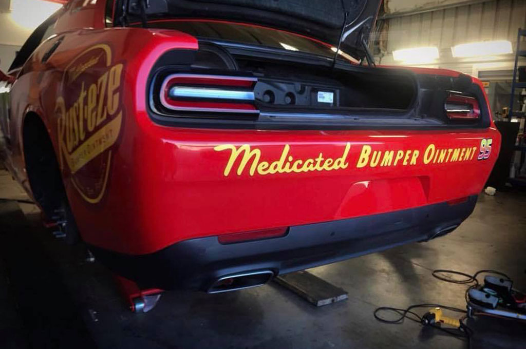 Lightning McQueen Berwujud Dodge Challenger