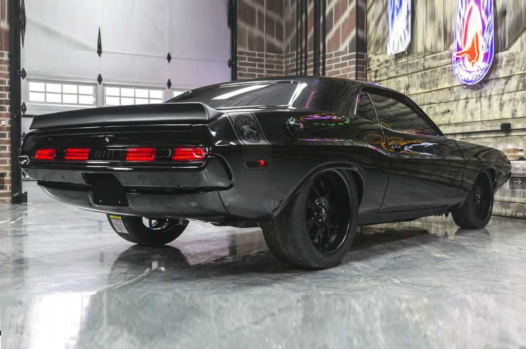 Jangan Tertipu Tampang Klasik Dodge Challenger Ini