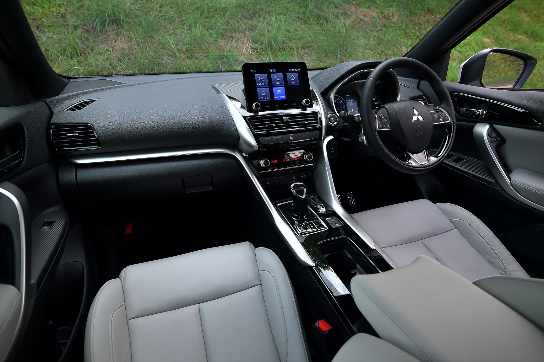dashboard mobil eclips cross