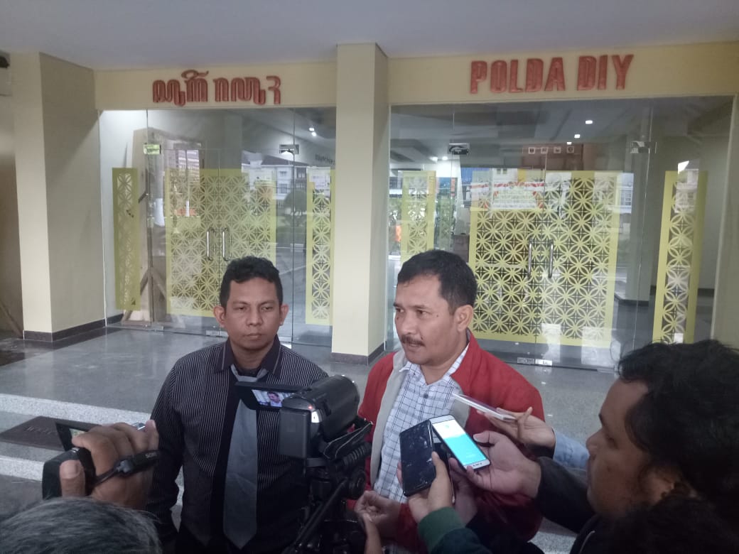 Andi Arief Dilaporkan ke Polda DIY