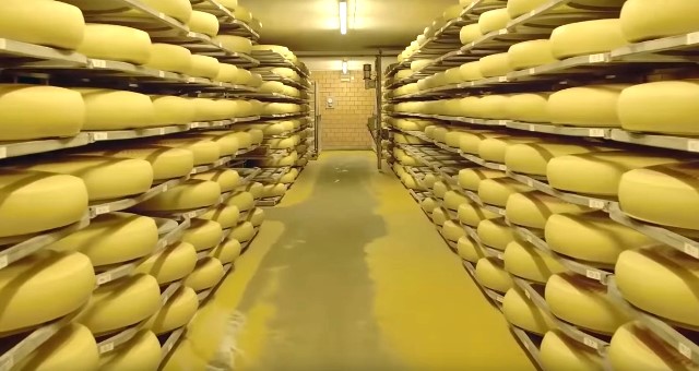 Keju Emmental, Raja Keju dalam Dunia Kuliner