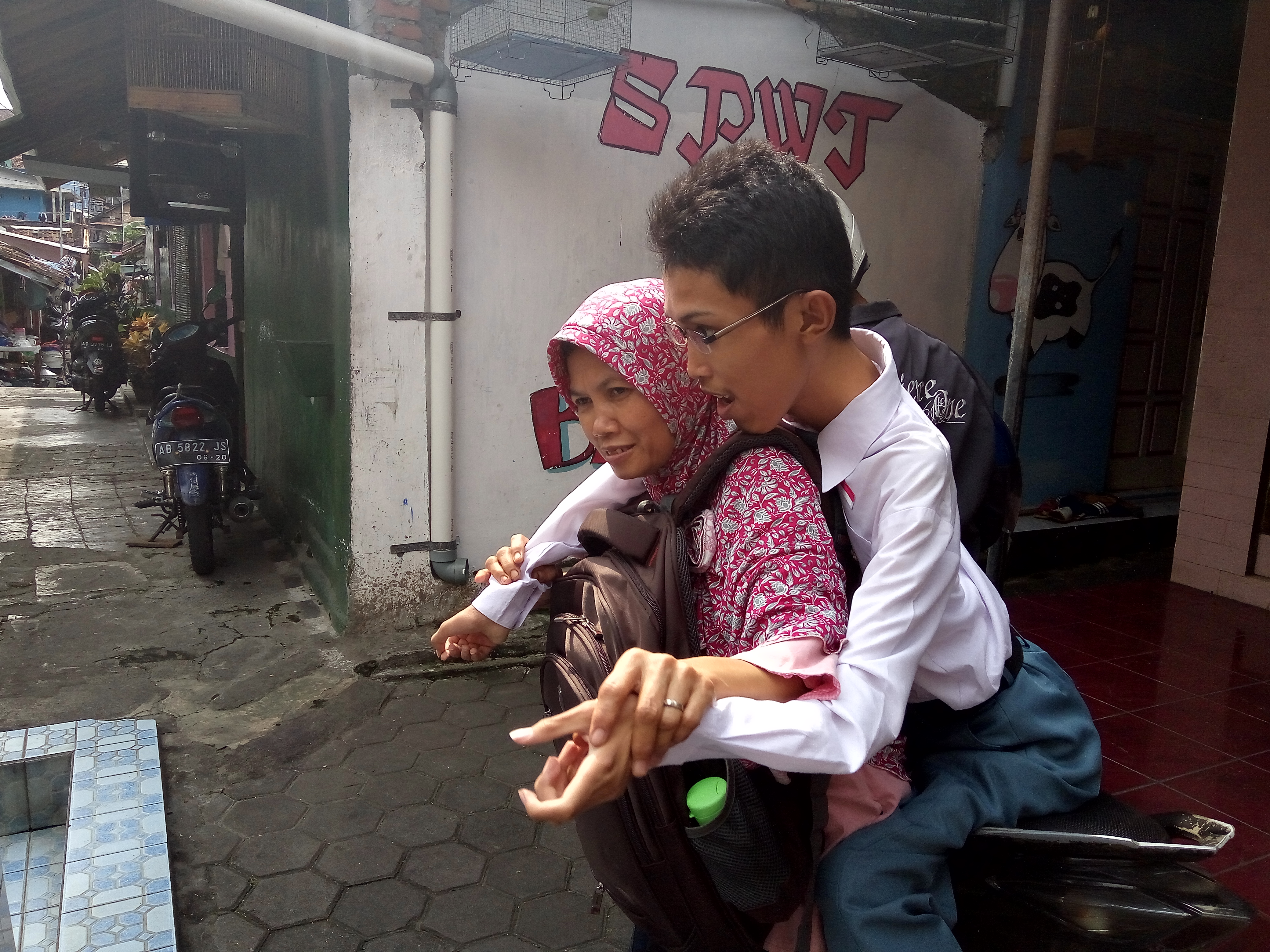 Jatuh saat SD, Erry tak Bisa Jalan hingga Remaja