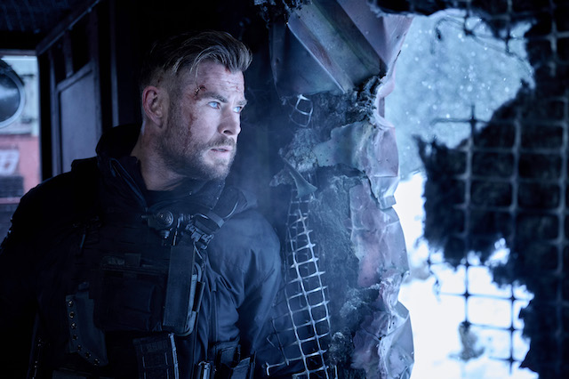 Ulasan Film Extraction 2, Tegangnya Masa Pensiun Tyler Rake