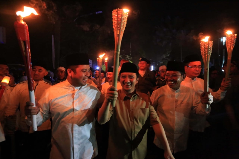 Pawai Obor Buka Kemeriahan Festival Al Azhom di Tangerang