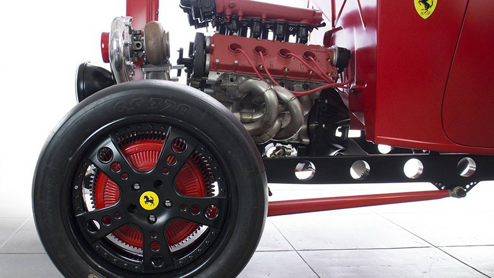 'Fordrari', Ford Klasik Bermesin Ferrari V8