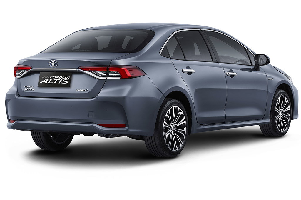 New Toyota Corolla Altis Dibekali Fitur Konektivitas T Intouch